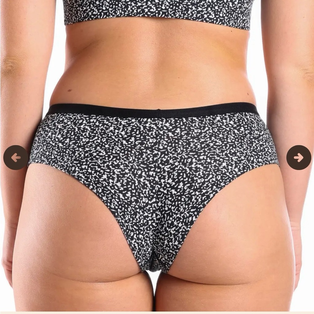 5/$25 Shinesty St. Patrick’s cheeky panties - Picture 4 of 5